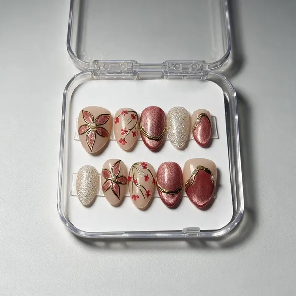 Saheli_Rose_Gold_Floral_Glitter_Metallic_Press-On_Nail_Set_Of_10