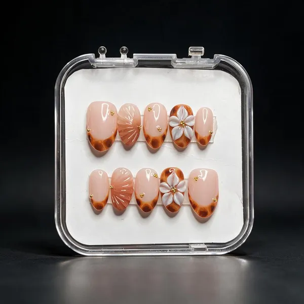 Saheli_Peach_Floral_Gold_Accent_False_Press-On_Nail_Set_Of_10