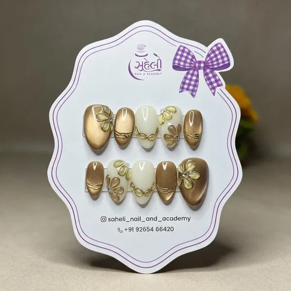 Brown_Gold_Ivory_Floral_Embellished_Press-On_Nails