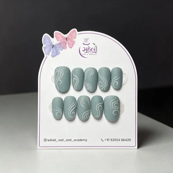 Saheli_Sage_Green_White_Swirl_Press-On_Nail_Set
