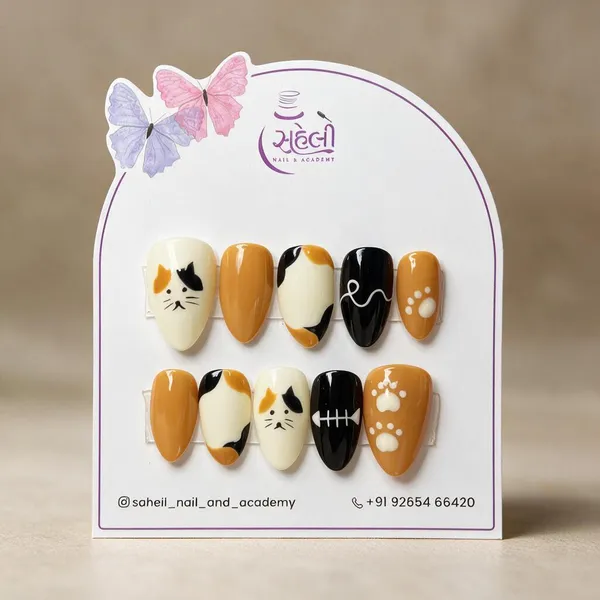 Saheli_Cat_Print_Paw_Butterfly_Press-On_Nail_Set