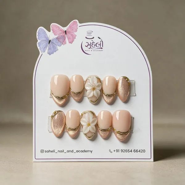 Saheli_Nude_Gold_Floral_Press-On_Nail_Set