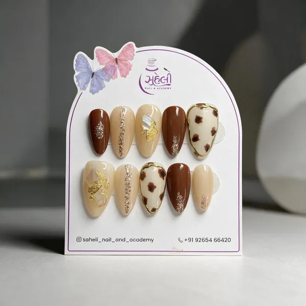 Saheli_Brown_Beige_Floral_Glitter_Almond_Press-On_Nails