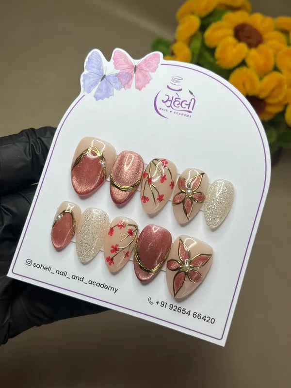 Saheli_Pink_Nude_Glitter_Floral_Butterfly_Press-On_Nail_Tips