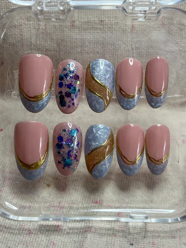 Pink_Blue_Gold_Glitter_Marbled_Press-On_Nail_Set