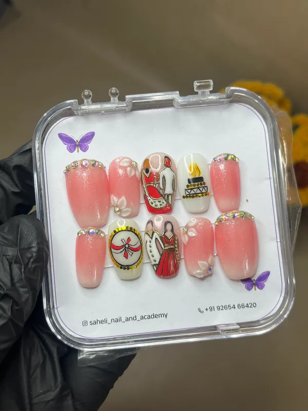 Pink_Floral_Butterfly_Embellished_Press-On_Nail_Set