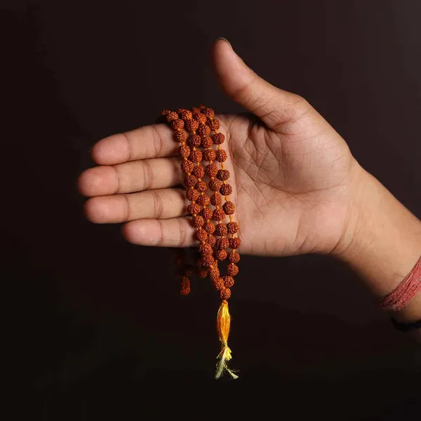 5_Mukhi_Rudraksha_Mala_108_Beads_For_Prayer_&_Meditation