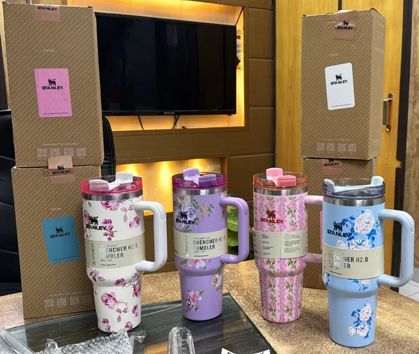 Stainless_Steel_Floral_Print_Quencher_Tumbler
