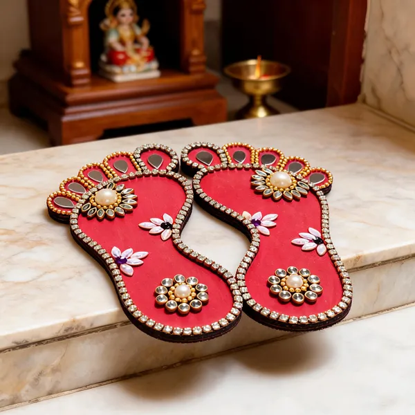 Pine_Mdf_Red_Embellished_Floral_Charan_Paduka_Pair_Set_Of_1