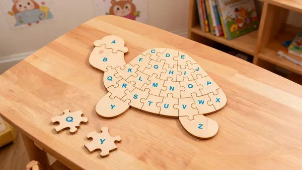 Pine_Mdf_Turtle_Alphabet_Jigsaw_Puzzle_For_Kids_Set_Of_1