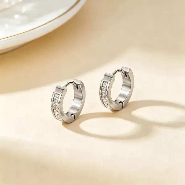Sleek_Classic_Geometric_Circular_Huggie_Hoop_Earrings