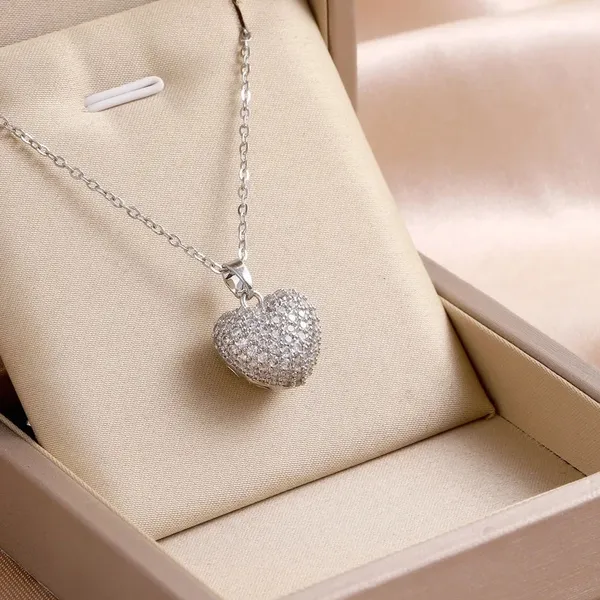Silver_Stainless_Steel_Pave_Zircon_Heart_Pendant_Necklace_For_Women