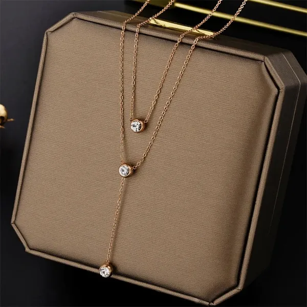 Rose_Gold_Plated_Layered_Lariat_Round_Pendant_Necklace_For_Women
