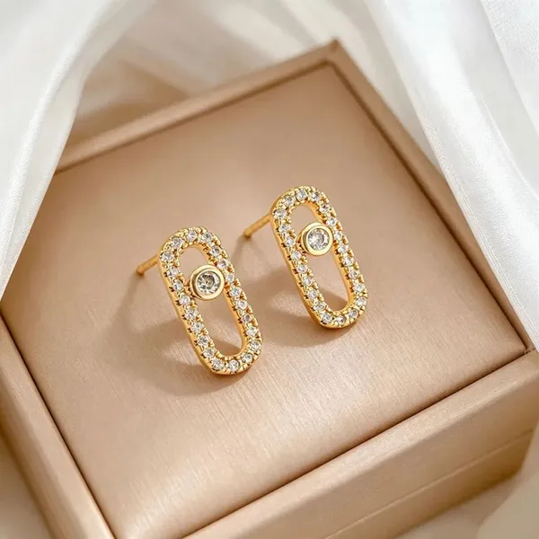 Pave_Set_Link_Frame_Retro_Inspired_Earings