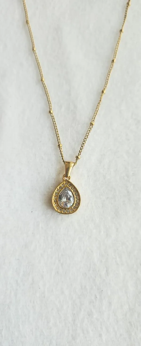 Vintage_Necklace_Inspired_Pear_Cut_Teardrop_Shaped