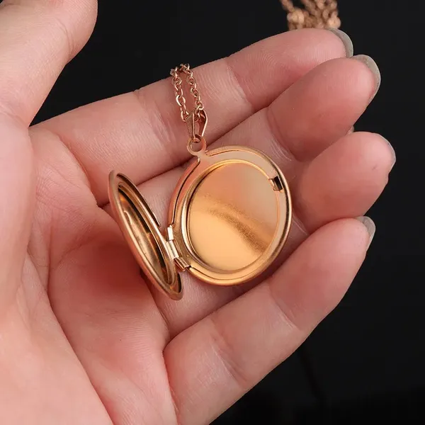 Rose_Gold_Steel_Hinged_Round_Locket_Pendant_Necklace_For_Women
