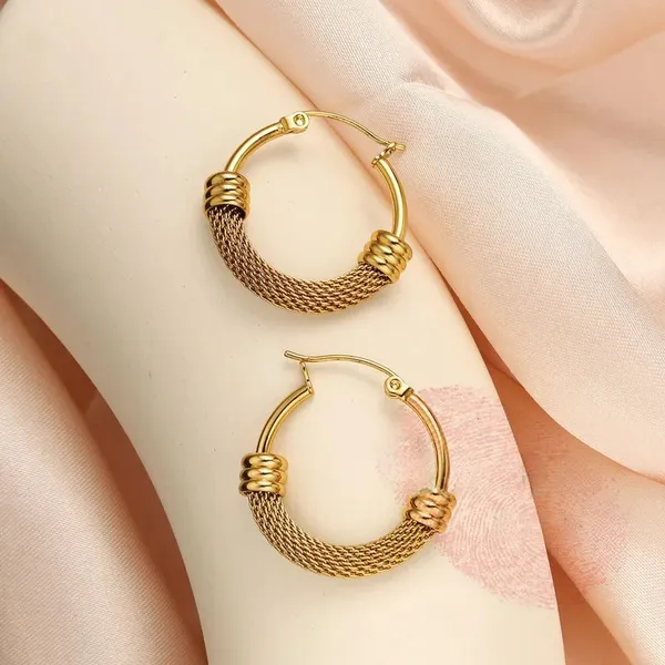Textured_Braided_Mesh_Tube_Vintage_Inspired_Modern_Hoop_Earrings