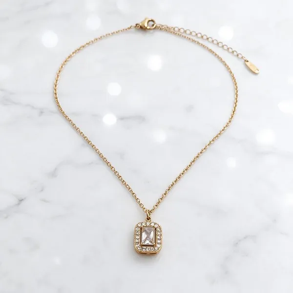 Emerald_Cut_Clear_Zircon_Inlay_Set_Inside_Rectangular_Geometric_Frame_Pendant_Square_Necklace_(Gold)