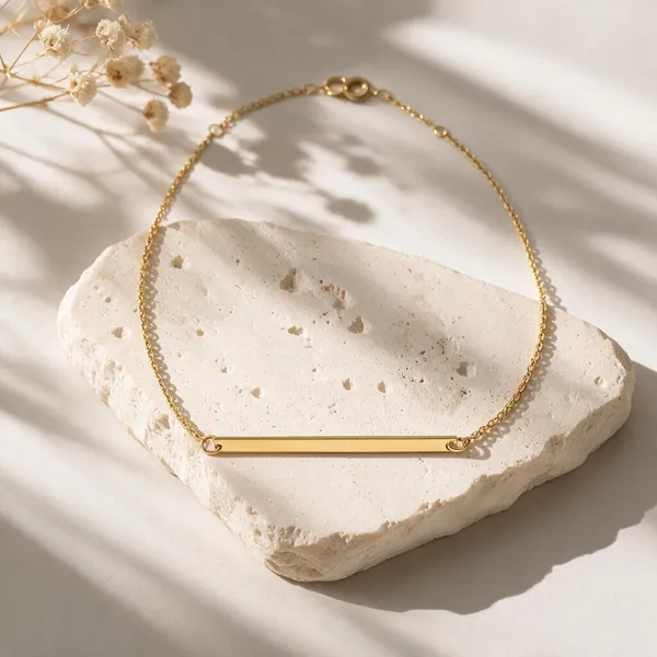 Sleek_Horizontal_Rectangular_Bar_Style_Pendant_Necklace_(Gold)
