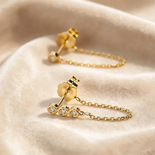 Drop_Earrings_With_A_Delicate_Gold_Cable_Chain_Loop_Dangles
