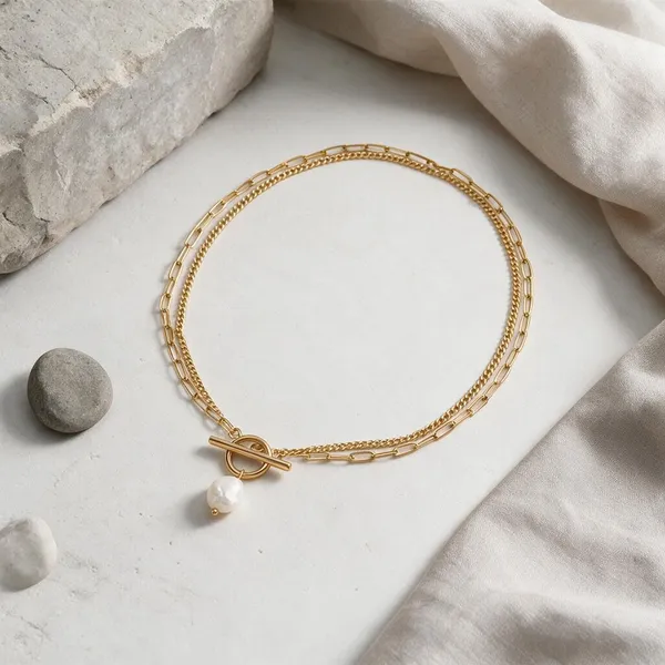 Chic_Layered_Necklace_Featuring_A_Lustrous_Baroque_Artificial_Pearl_Drop_Suspended_From_A_Multi_Strand_Chain_(Gold)