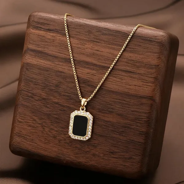 Gold_Stainless_Steel_Black_Rectangular_Cz_Stone_Pendant_Necklace_For_Women