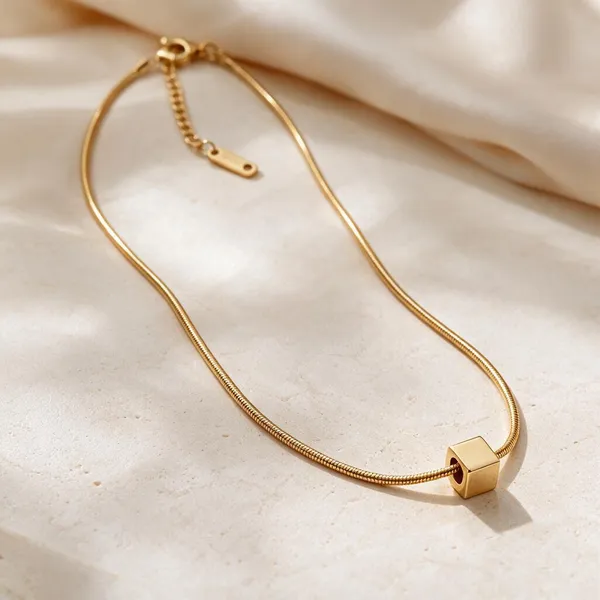 Gold_Steel_Minimalist_Cube_Pendant_Snake_Chain_Necklace_For_Women