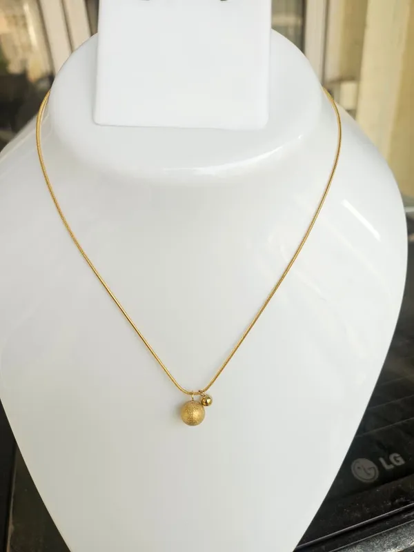 Gold_Steel_Dual_Bead_Frosted_Sphere_Pendant_Necklace_For_Women