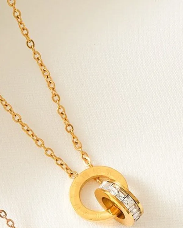 Gold_Steel_Interlocking_Ring_Zirconia_Pendant_Necklace_For_Women