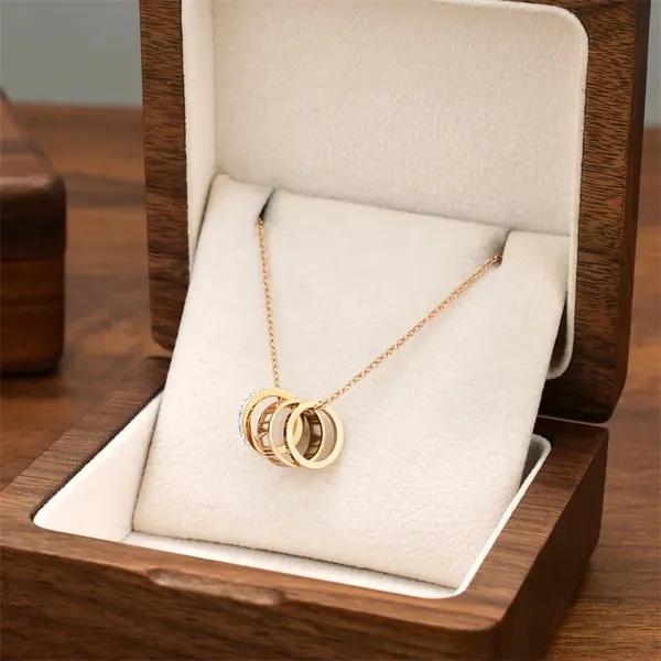 Gold_Stainless_Steel_Interlocking_Three_Ring_Pendant_Necklace_For_Women