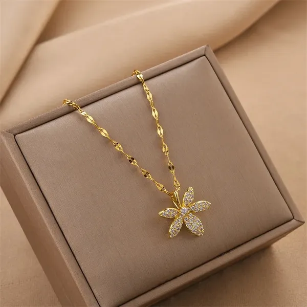Gold_Stainless_Steel_Cz_Floral_Six_Petal_Pendant_Necklace_For_Women
