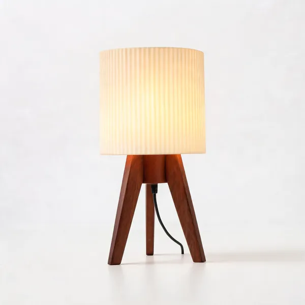 Wood_Tripod_Pleated_Shade_Table_Lamp