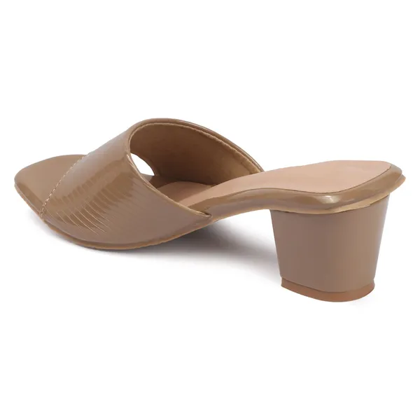 Nude_Handcrafted_Textured_Block-Heel_Mule