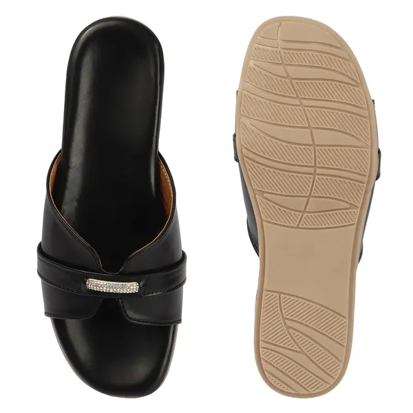 Black_Handcrafted_Cushioned_Rhinestone_Slide_Chappal