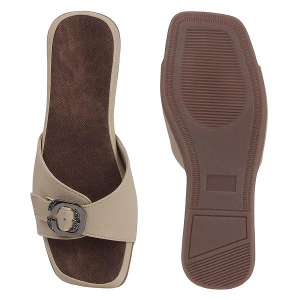 Beige_Handcrafted_Cushioned_Buckle_Slide_Chappal