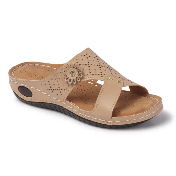 Beige_Handcrafted_Cutwork_Comfort_Wedge_Chappal