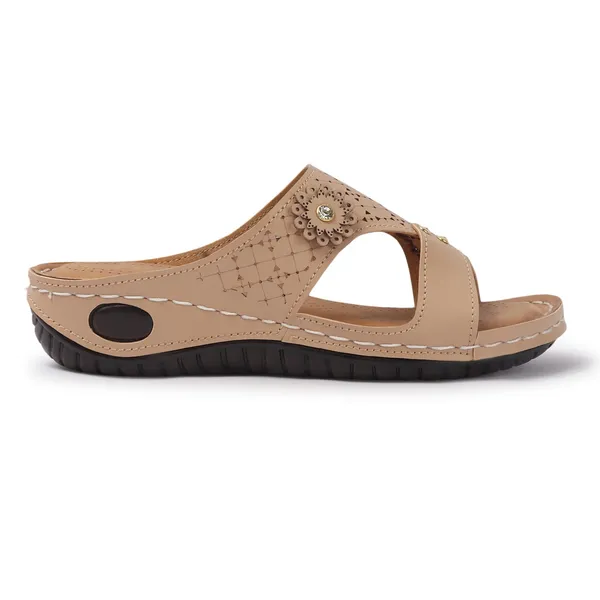 Beige_Handcrafted_Cutwork_Comfort_Wedge_Chappal