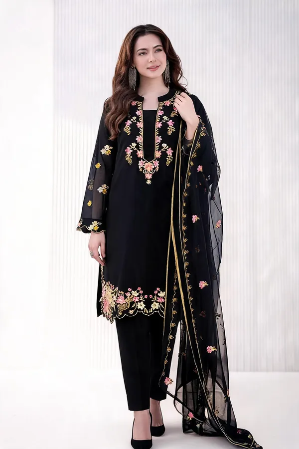 Luxury_Pret_Collection