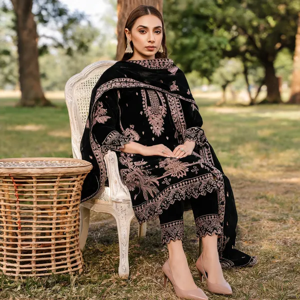 Luxury_Pret_Velvet_Collection