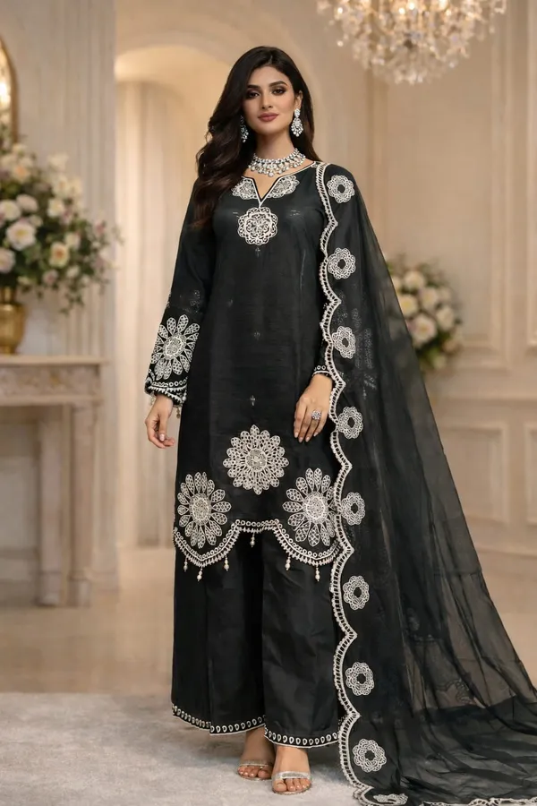 Pakistani_Cutwork_Ready_Made_Collection