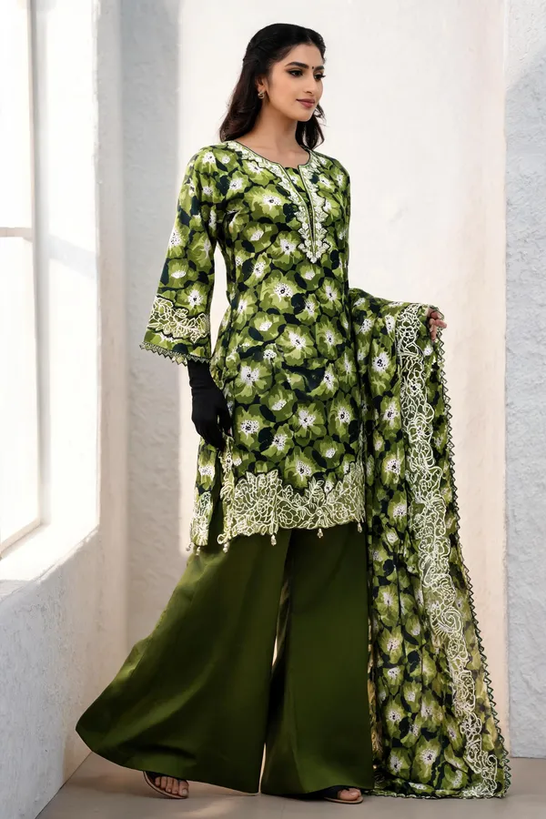 Gulahmed_Lawn_-_Lawn_Cotton_Super_Hit_(Brush_Print_Edition)