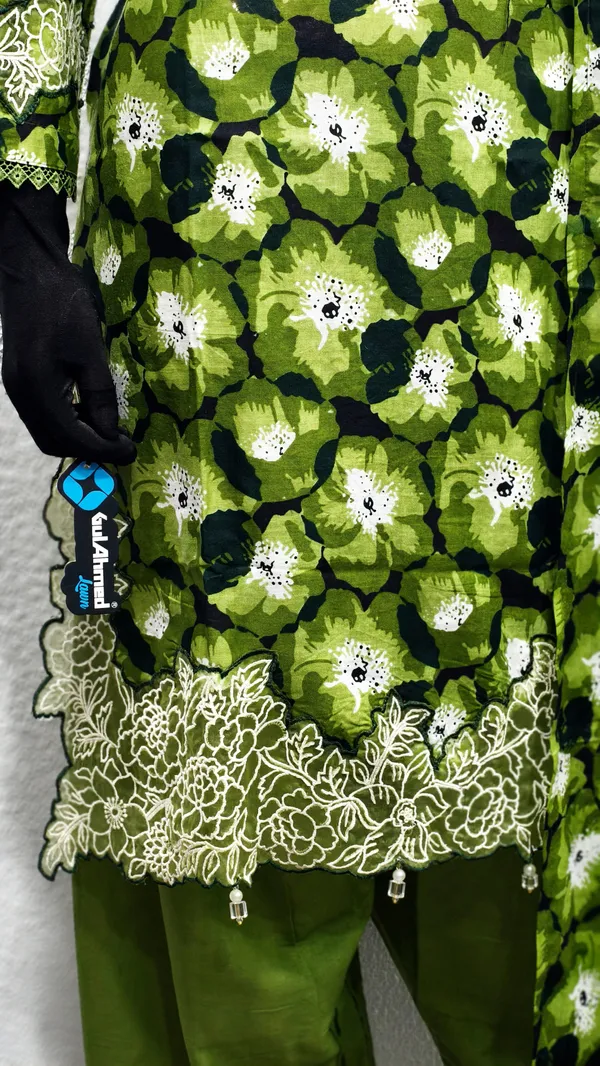 Gulahmed_Lawn_-_Lawn_Cotton_Super_Hit_(Brush_Print_Edition)