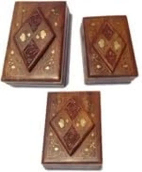 Wooden_Box_Set_For_Jewelry_And_Keepsakes