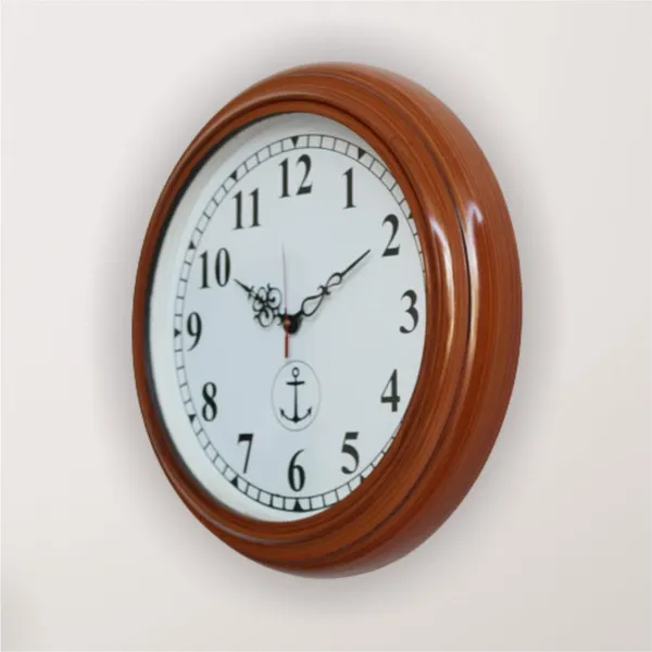 Wooden_Wall_Clock_With_Roman_Numerals