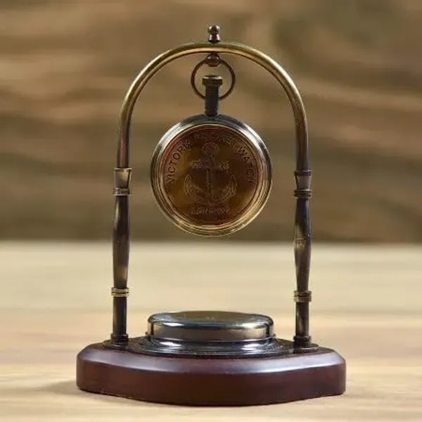 Desk_Watch_And_Compass