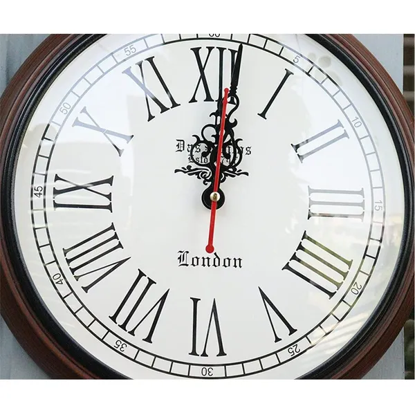 Wooden_Wall_Clock_With_Roman_Numerals