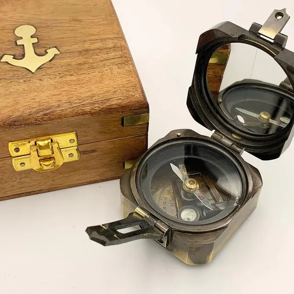 Brass_Brunton_Pocket_Compass