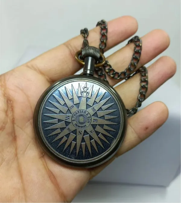 Pocket_Watch_With_Chain_And_Case