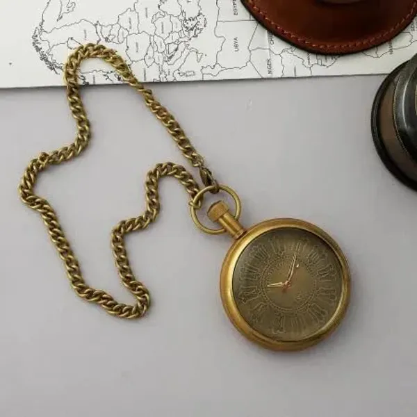Pocket_Watch_With_Chain_And_Pouch
