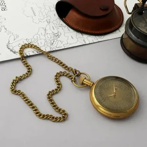 Pocket_Watch_With_Chain_And_Pouch